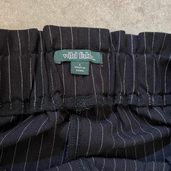 Grey, Pin striped, paperbag waist ankle pants - Picture 6 of 7